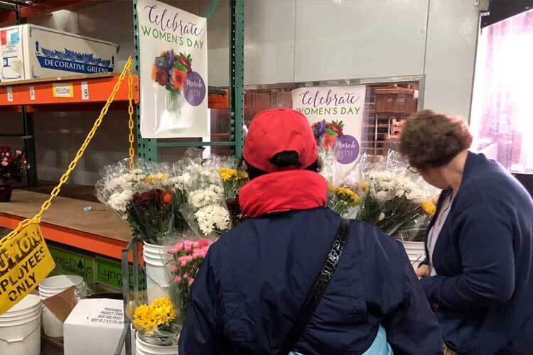 Women's Day Free Flower Giveaway