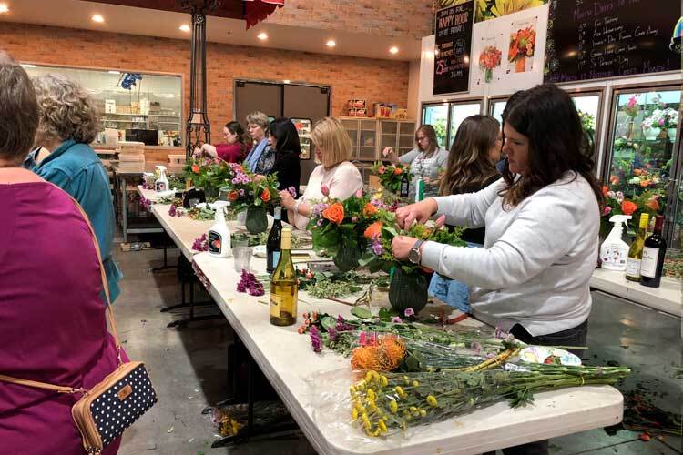 Wine & Design Floral Basics Class