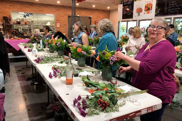 Wine & Design Floral Basics Class